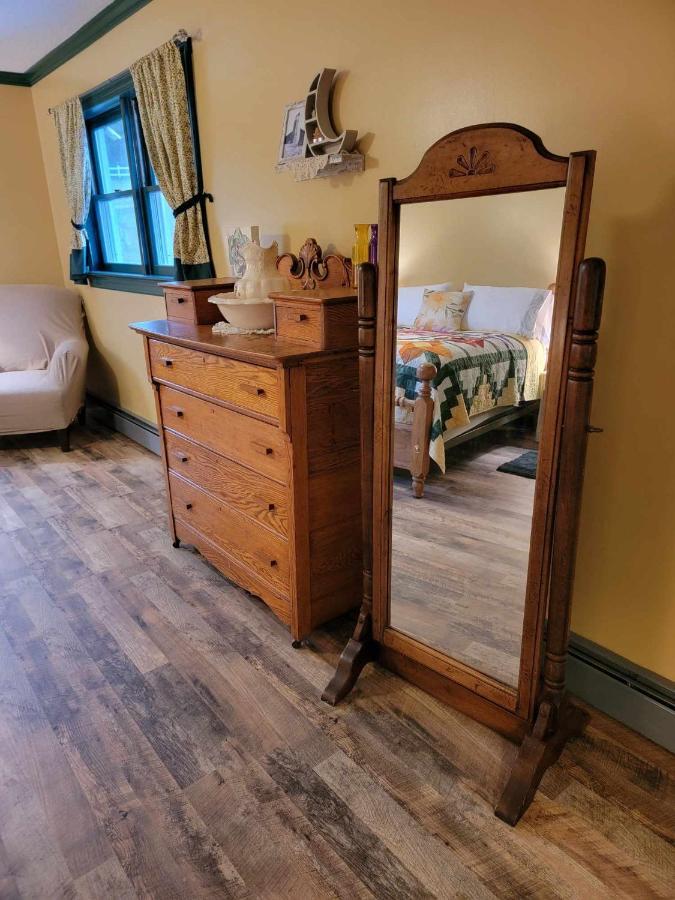 Moonlight Manor Bed & Breakfast Floyd Extérieur photo