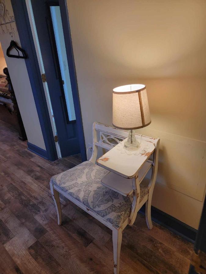 Moonlight Manor Bed & Breakfast Floyd Extérieur photo